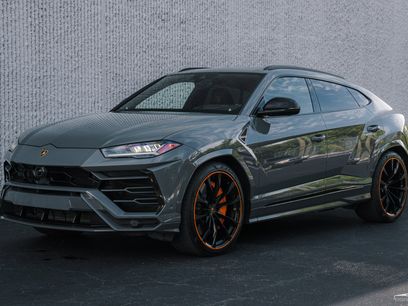 Used 2022 Lamborghini Urus