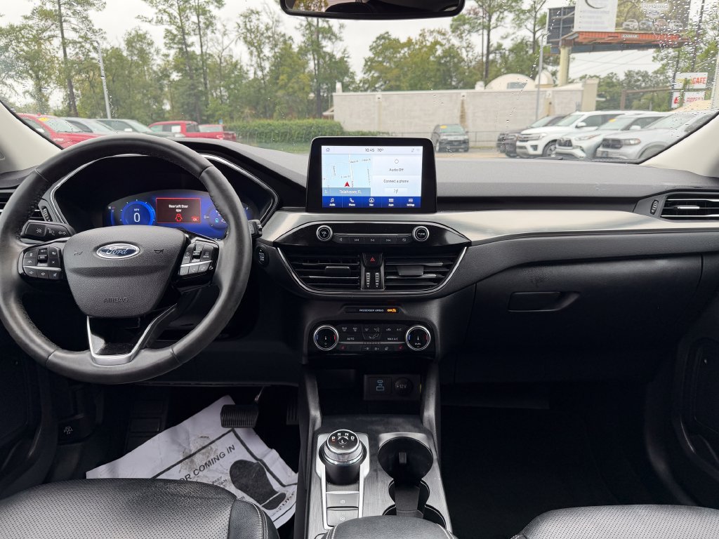 Used 2022 Ford Escape Titanium AWD/4WD image 15