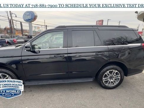 Certified 2025 Ford Expedition Active AWD/4WD image 2