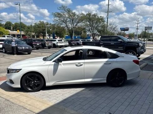 Used 2021 Honda Accord Sport image 11