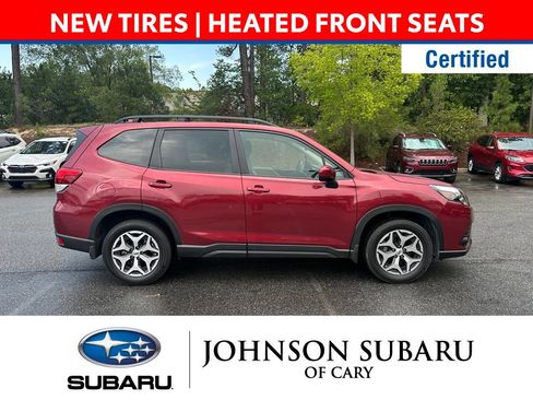 Certified 2023 Subaru Forester Premium AWD/4WD image 3