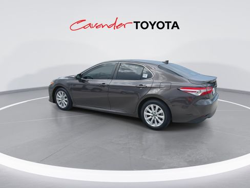 Certified 2020 Toyota Camry LE FWD image 6