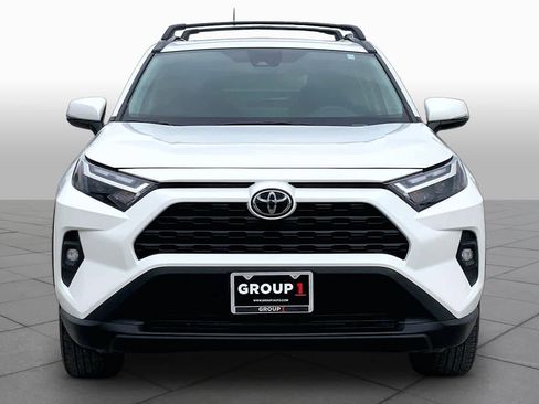 Used 2023 Toyota RAV4 XLE Premium AWD/4WD image 4