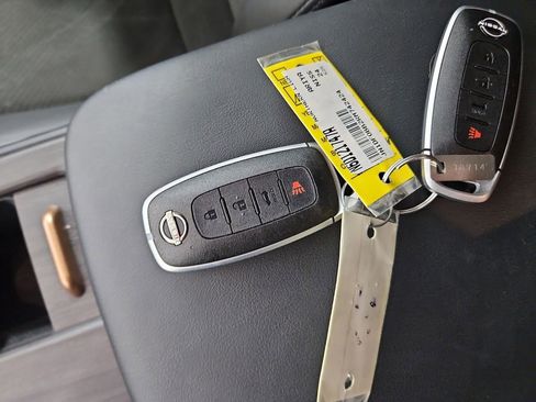 Certified 2024 Nissan Ariya AWD image 31