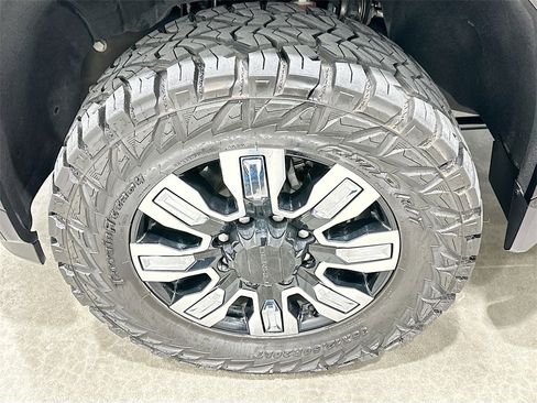 Used 2025 GMC Sierra 2500 Denali w/ Denali Reserve Package image 33