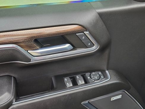 Used 2023 Chevrolet Silverado 1500 LT Trail Boss w/ LT Trail Boss Premium Package image 12