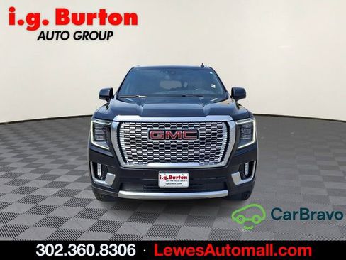 Used 2022 GMC Yukon Denali AWD/4WD image 2