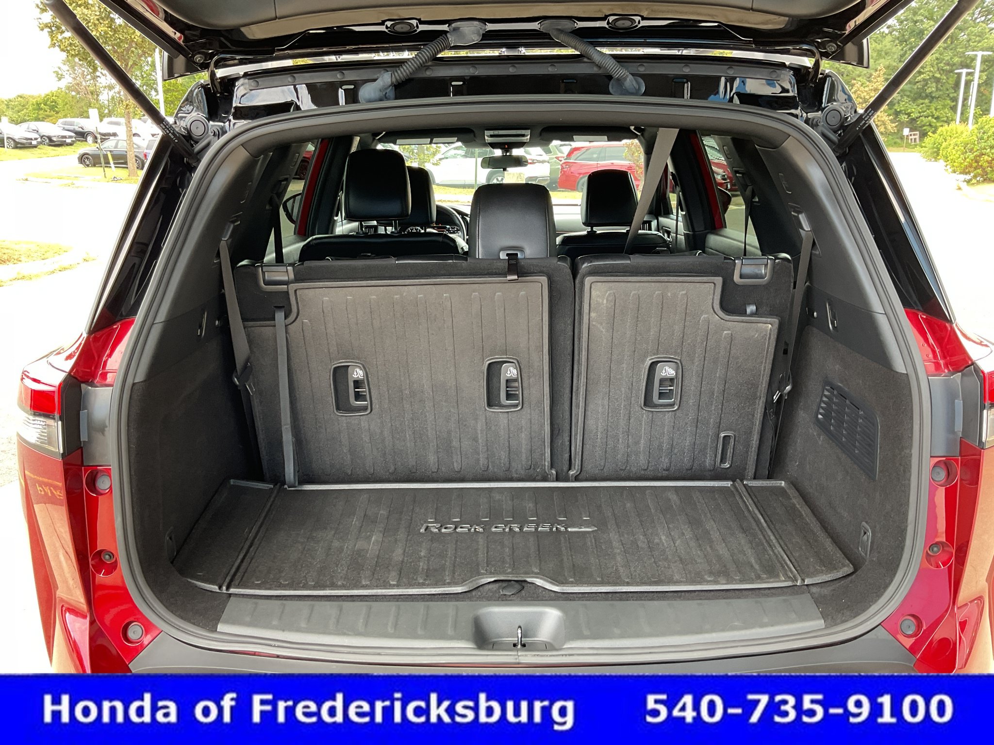 Used 2023 Nissan Pathfinder Rock Creek AWD/4WD image 23