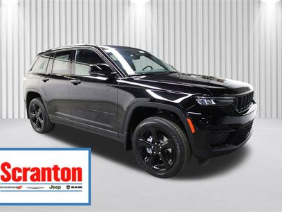 New 2025 Jeep Grand Cherokee Altitude