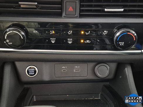 Used 2023 Nissan Rogue S image 18