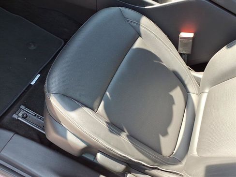Used 2024 Buick Encore GX Sport Touring AWD/4WD image 19