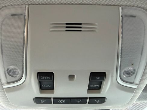 Used 2019 Toyota Prius XLE w/ Advanced Technology Package image 24