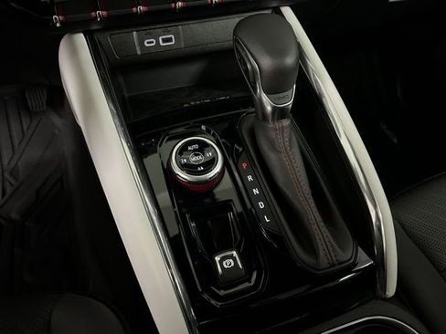 Certified 2024 GMC Canyon AT4X image 16