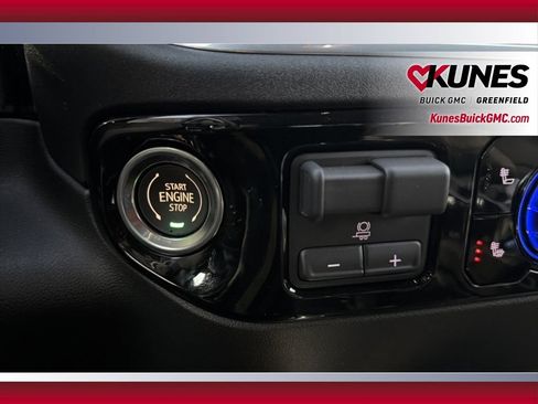 New 2026 GMC Sierra 1500 Elevation w/ Elevation Premium Package AWD/4WD image 38