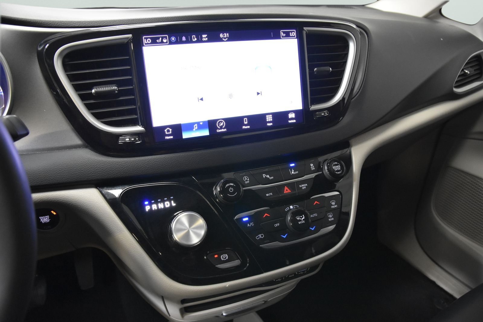 Used 2023 Chrysler Pacifica Touring-L FWD image 20