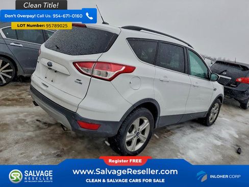 Used 2015 Ford Escape SE w/ Equipment Group 201A image 4