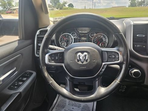 Used 2019 RAM 1500 Big Horn RWD image 14