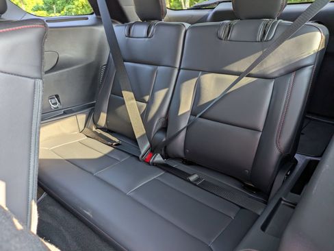 Certified 2025 Ford Explorer ST-Line w/ Premium Package AWD/4WD image 30
