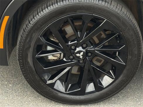 Used 2023 Mitsubishi Outlander SEL image 18