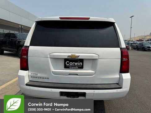 Used 2017 Chevrolet Suburban LS RWD image 5