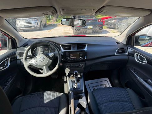 Used 2017 Nissan Sentra SV image 11