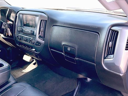 Used 2018 Chevrolet Silverado 1500 LT w/ All Star Edition image 14