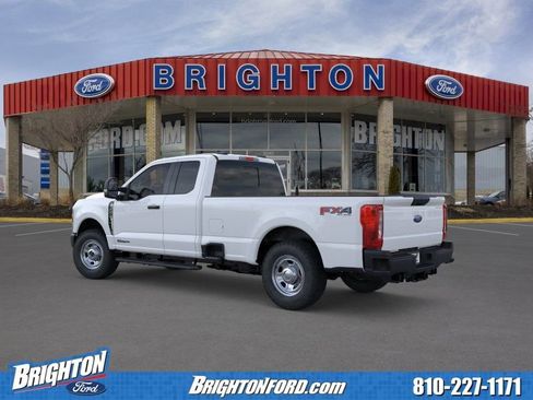 Used 2026 Ford F350 XL w/ FX4 Off-Road Package AWD/4WD image 4