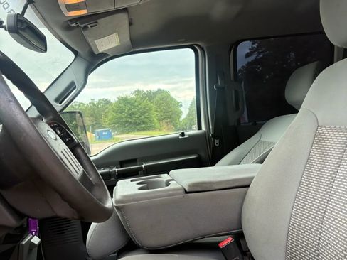 Used 2015 Ford F250 XL w/ Power Equipment Group AWD/4WD image 11