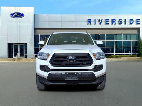 Used 2023 Toyota Tacoma SR image 2