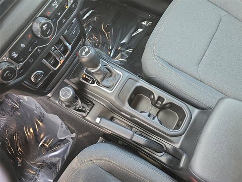 New 2025 Jeep Wrangler Sport S image 24