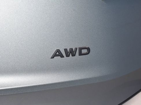 Certified 2025 Nissan Rogue S image 23