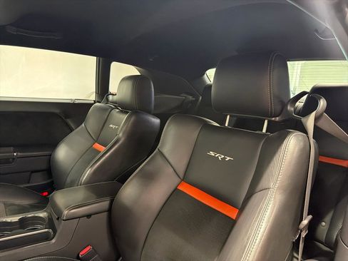 Used 2009 Dodge Challenger SRT8 w/ SRT Option Group II image 19