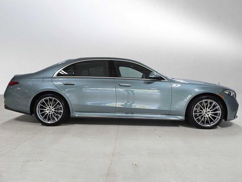 Certified 2025 Mercedes-Benz S 580 S 580 image 2