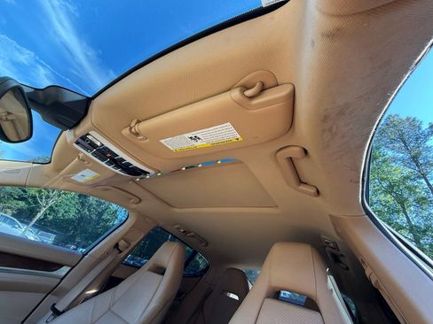 Used 2012 Porsche Panamera RWD image 73
