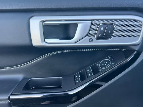 Used 2023 Ford Explorer ST w/ Equipment Group 401A image 11