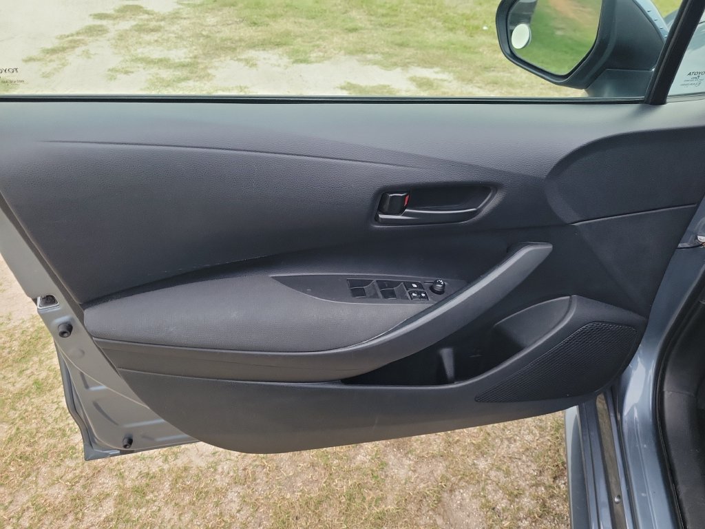 Used 2024 Toyota Corolla LE FWD image 20