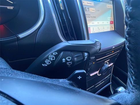 Used 2016 Ford Edge Titanium w/ Technology Package image 26