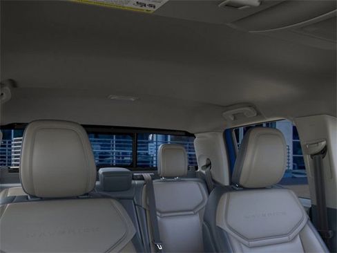 New 2025 Ford Maverick Lariat w/ 4K Tow Package image 13