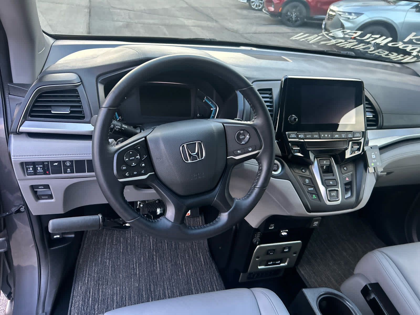 Used 2024 Honda Odyssey EX-L image 14