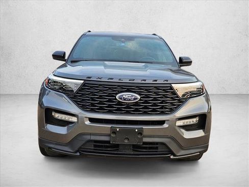 Used 2023 Ford Explorer ST-Line w/ Class IV Trailer Tow Package image 2