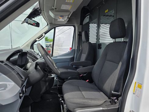 Used 2016 Ford Transit 150 148 Medium Roof image 10