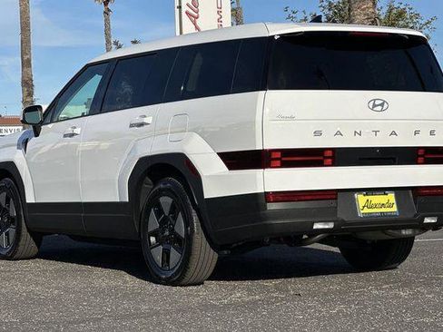 Certified 2026 Hyundai Santa Fe SE image 6