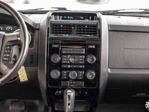 Used 2010 Ford Escape Limited image 24
