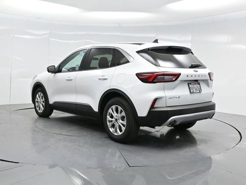 Used 2024 Ford Escape Active w/ Tech Pack #2 image 6