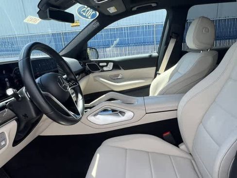 Certified 2025 Mercedes-Benz GLE 450 4MATIC image 19