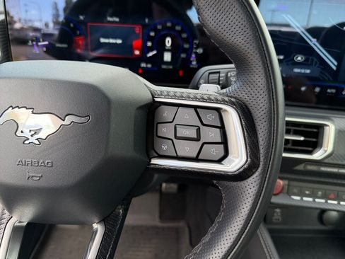 Used 2025 Ford Mustang GT Premium RWD image 16