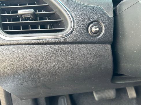 Used 2012 Chrysler 200 Touring w/ Sun/Sound Group image 13