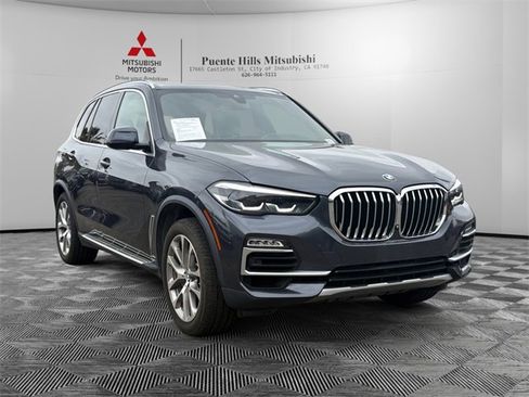 Used 2019 BMW X5 xDrive50i w/ Parking Assistance Package image 3