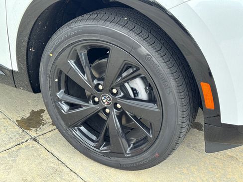 New 2026 Buick Envision Sport Touring image 6