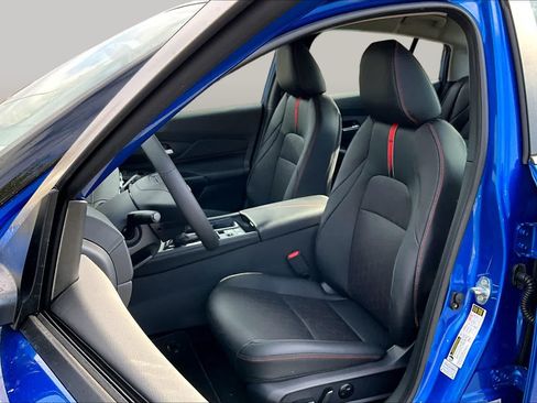 New 2026 Nissan Sentra SR w/ SR Premium Package FWD image 9